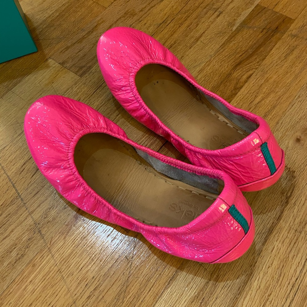 Pop Pink Tieks